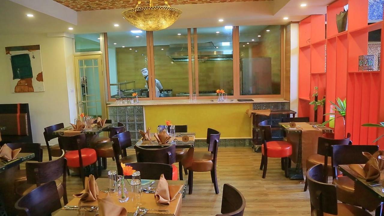 Zigzag Hotel And Spa Addis Ababa Exterior photo