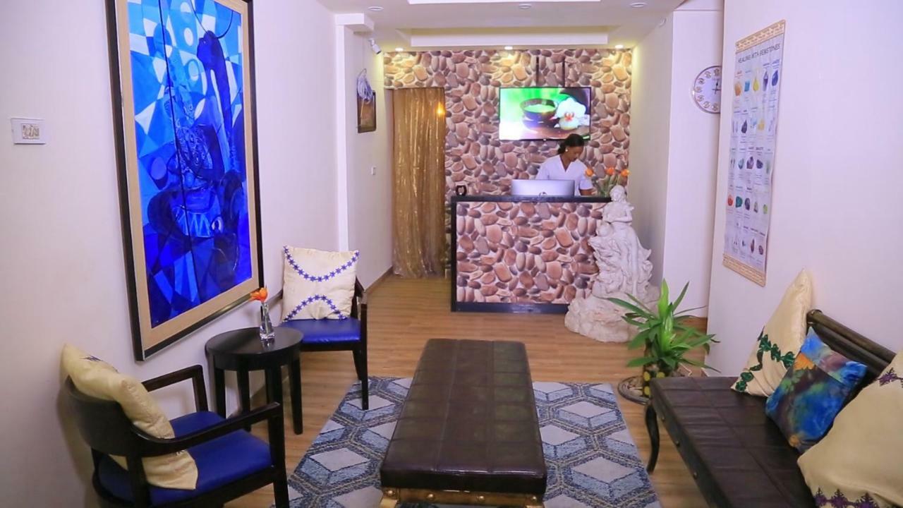Zigzag Hotel And Spa Addis Ababa Exterior photo